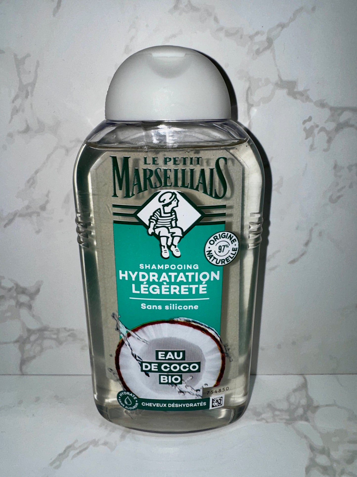 Le Petit Marseillais - Shampooing Hydration Légèreté Eau de Coco / Feuchtigkeits-Shampoo Kokoswasser 250ml
