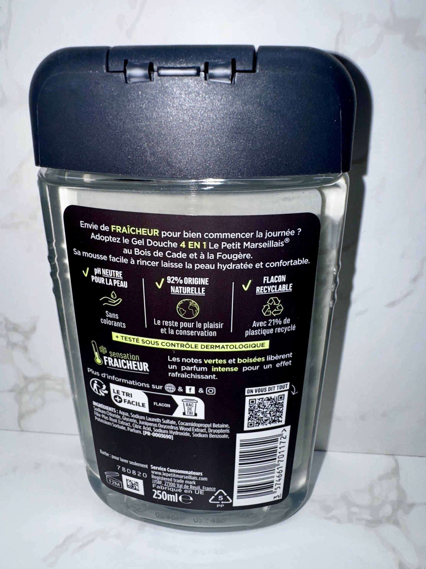 Le Petit Marseillais - Gel Douche Bois de Cade & Fougère / Farn & Wacholder 250ml